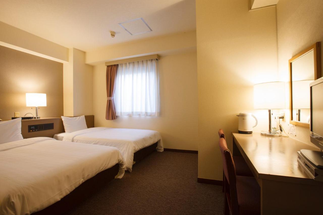 Sankei City Hotel Chiba Buitenkant foto