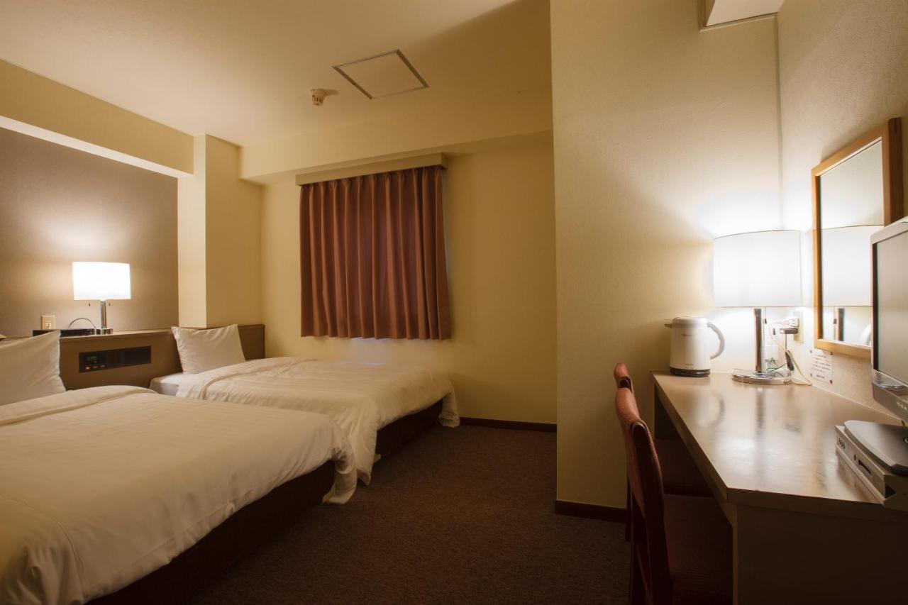 Sankei City Hotel Chiba Buitenkant foto